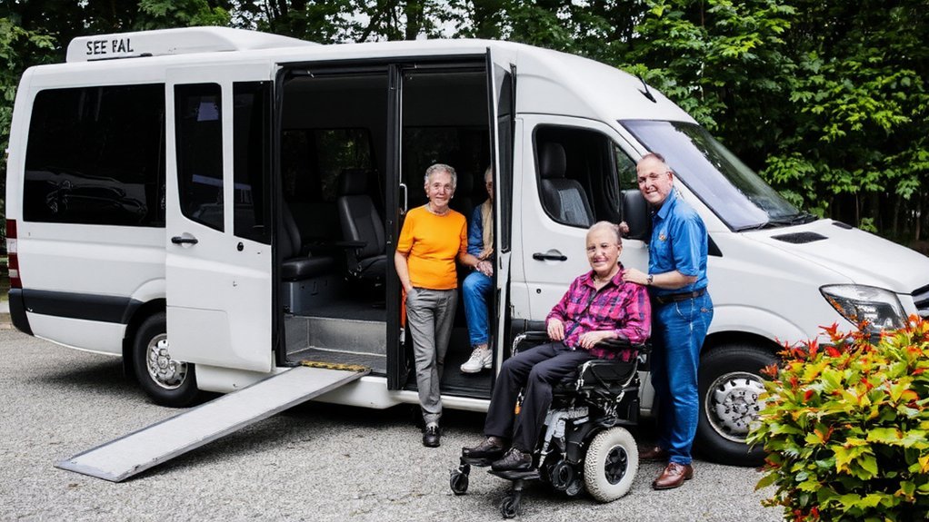 Senior Bus Tours for Limited Mobility: Accessible Travel Solutions panoramic windows usb charging