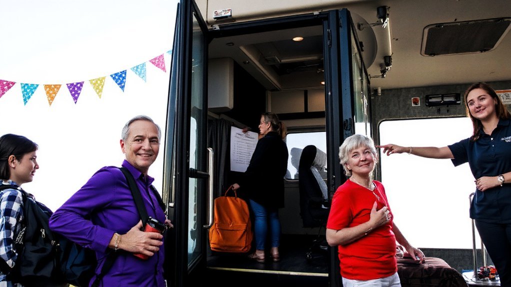 structured days relaxed afternoons